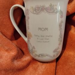 Precious Moments Mug, 'mom'