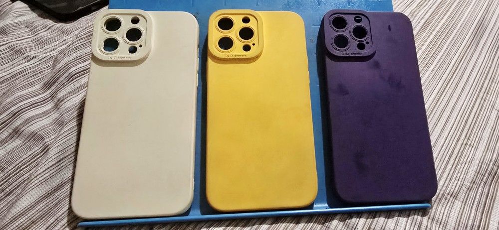 3 iPhone CASES