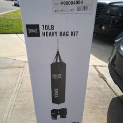 70 Lb Heavy Bag Kit With The Gloves Training Gloves