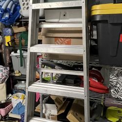 8 Foot Aluminum Werner Ladder. Can Be Seen In Jupiter 