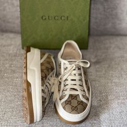 Gucci Shoes 