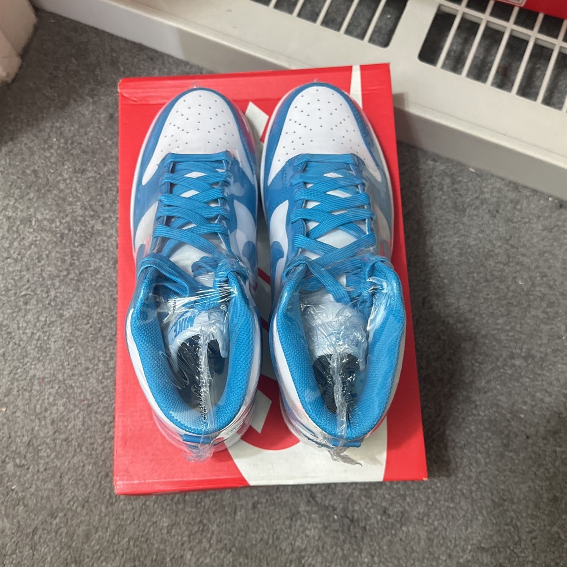 Nike Dunk High Retro Laser Blue