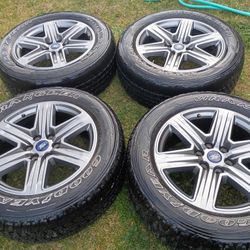 20s Ford F150 6 Lug Whit Tires $300