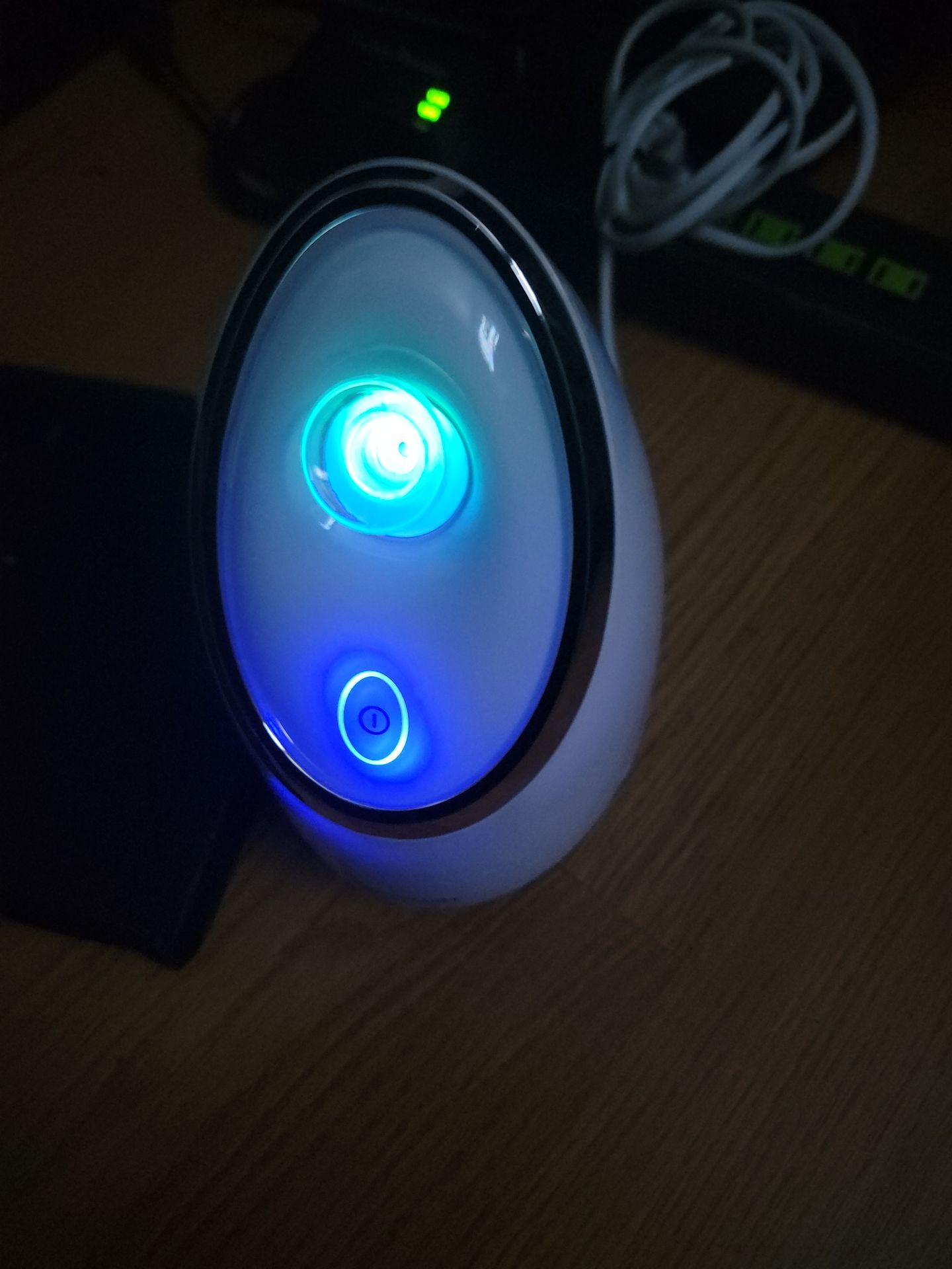 Vanity Planet Aira Ionic Facial Steamer.