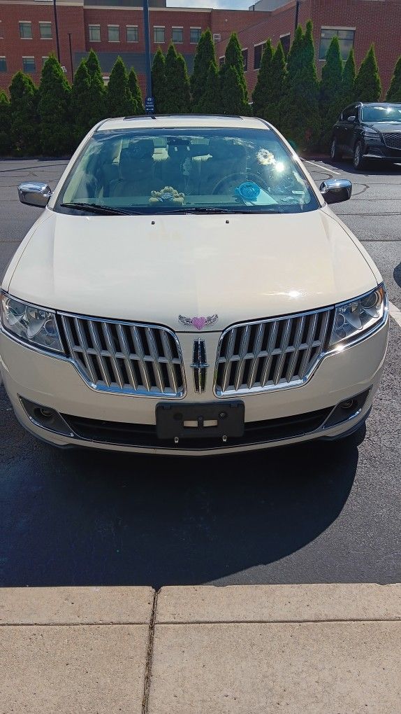2012 Lincoln MKZ