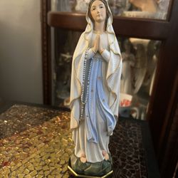 Home Interiors Aur Lady Of Louders