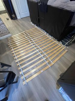 Queen bed slats