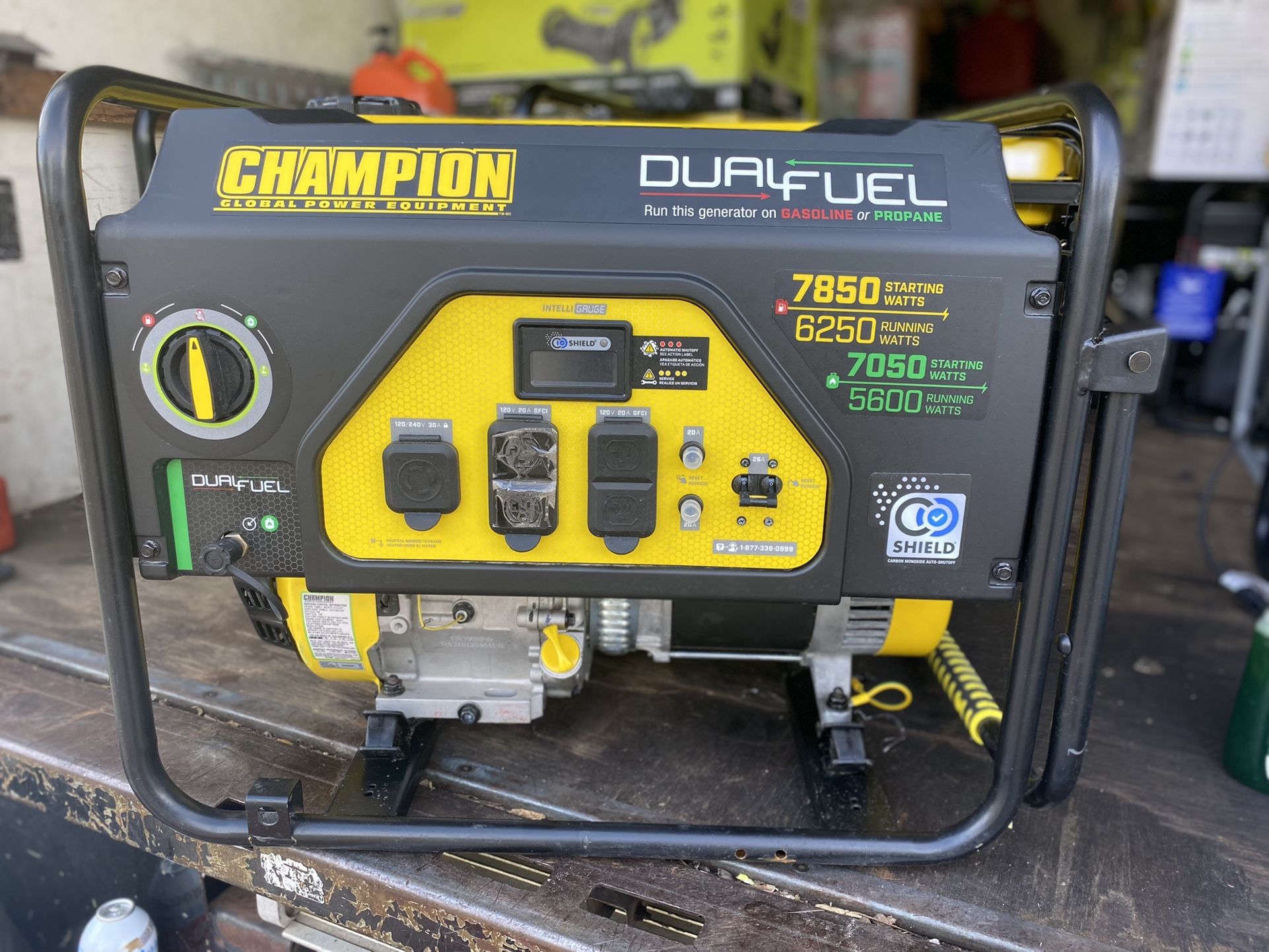 Champion 6250 W Dual Fuel