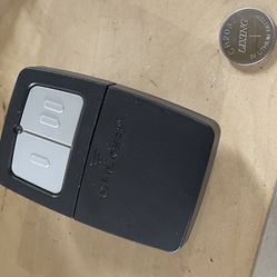 Clicker Garage Door Remote- Needs Battery 