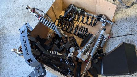 6" Max 3.3 Suspension System 2022+2025 Toyota Tundra w/ Rear Coil Springs 2wd/4wd💥