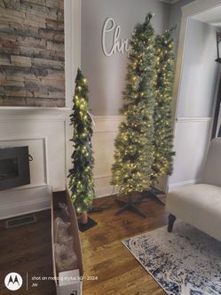 NWT 5ft Alpine slim Christmas Tree