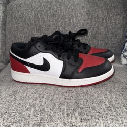 Women’s Authentic Nike 10/10 Condition 