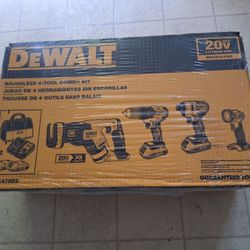 DeWalt 20vMax 4-Tool Combo Kit (New)