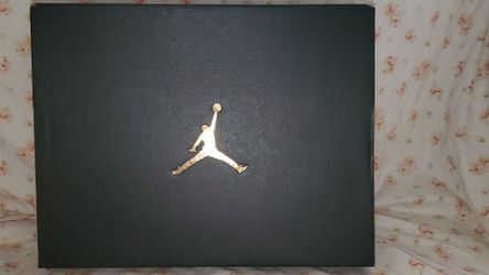 BRAND NEW  NIKE JORDAN 1 LOW 'TRUE BLUE'  IN ORIGINAL BOX
Youth 2 and Youth 3.