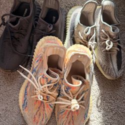 Yeezy 350 Shoe Lot