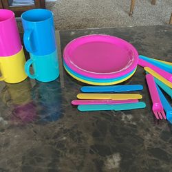 Plastic Assorted Cups,Plates, Utensils 