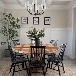 Black dining chairs-set of 4 😍