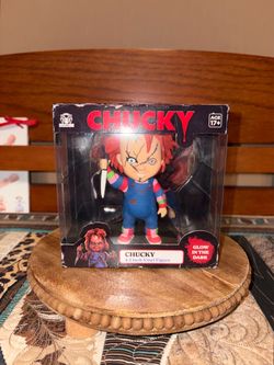 Chucky Vinyl Figure
