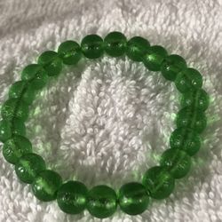 New Moldavite Meteorite Green Beaded Bracelet  Size 8 Unisex 