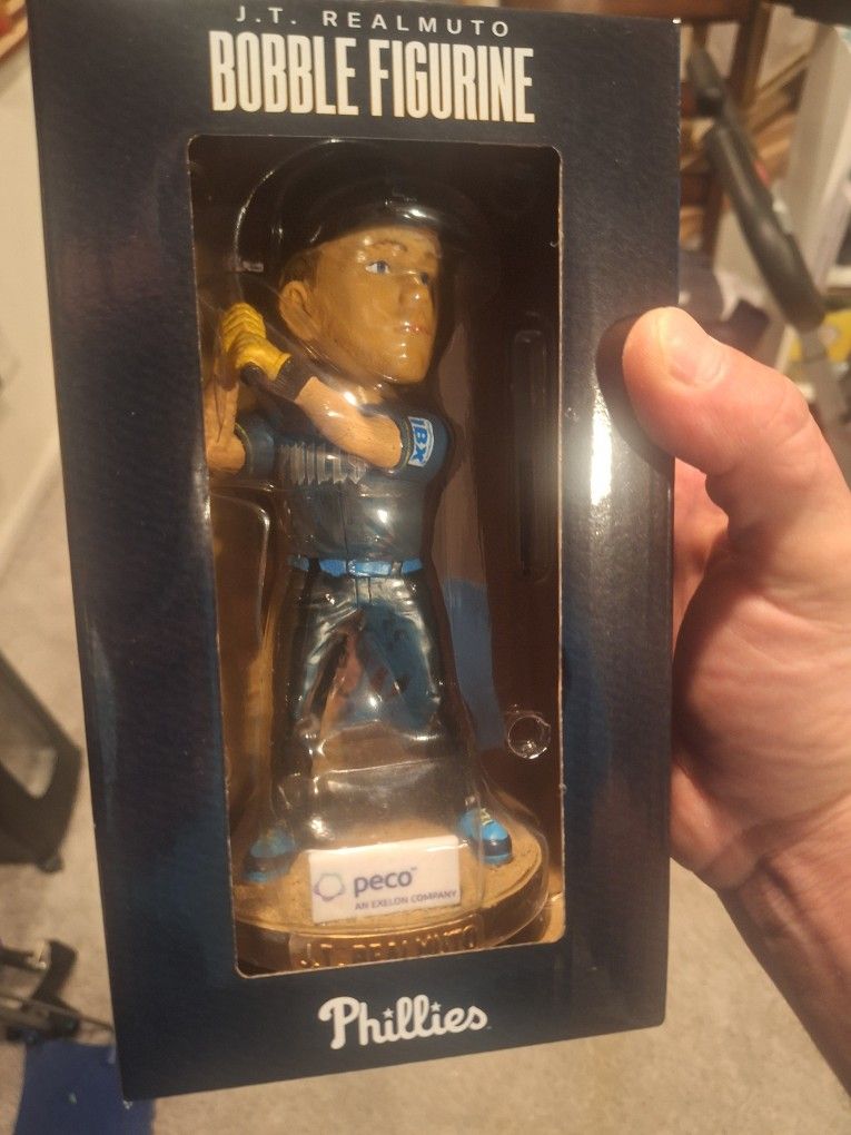 2025 JT REALMUTO BOBBLEHEAD