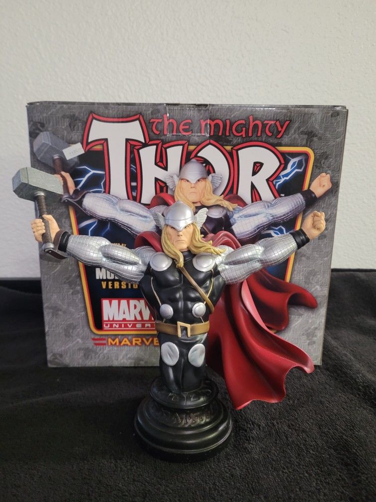 Marvel Thor Mini Bust (Modern Version) – Bowen Designs