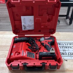 Milwaukee M18 18V Lithium-Ion Brushless Cordless 1/4 in. Impact Driver Kit with Two 2.0 Ah Batteries, Charger and Soft Case
