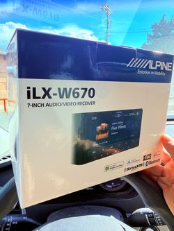 Alpine iLX W670