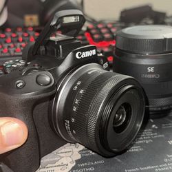 Canon EOS R50