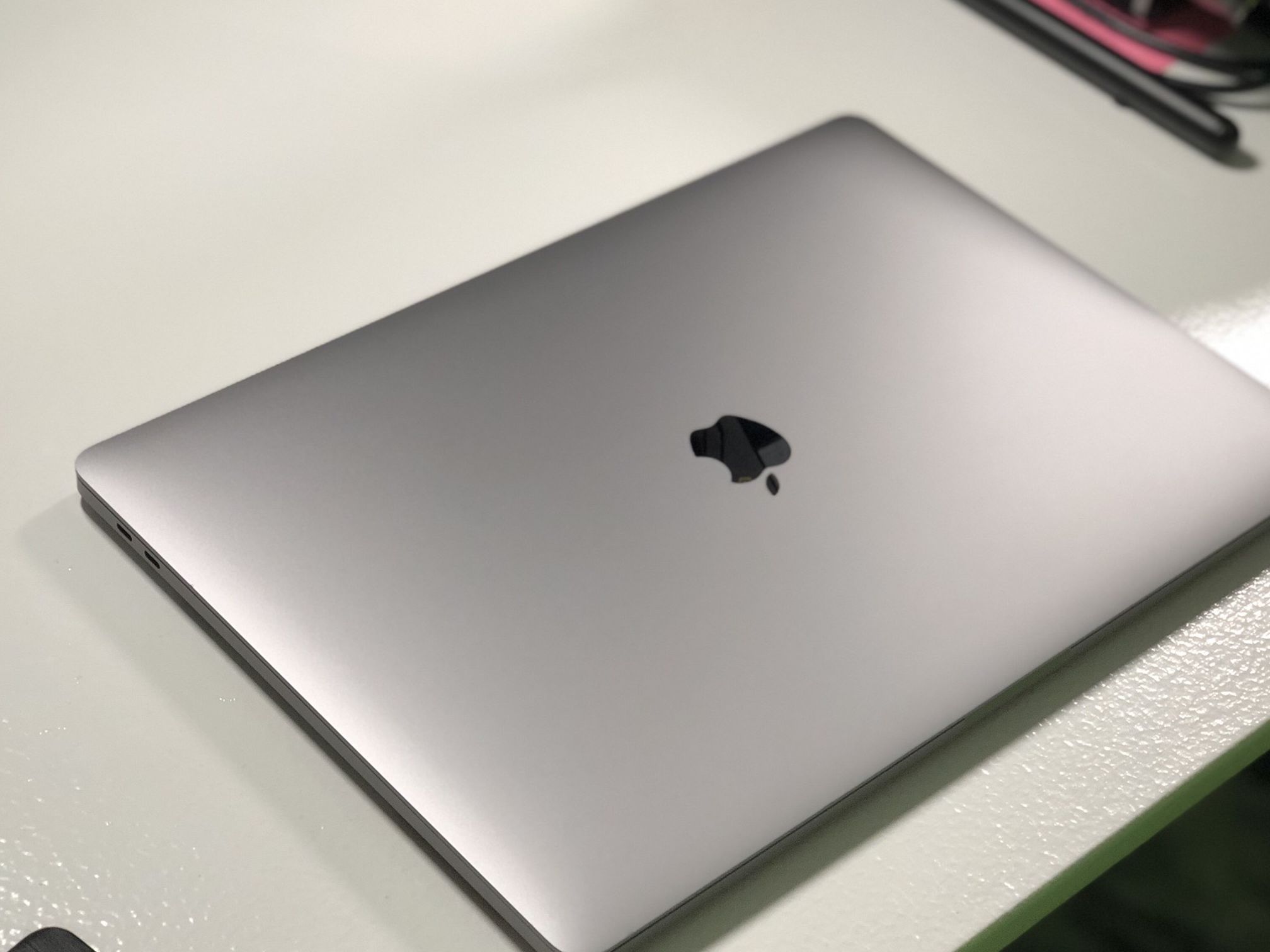 MacBook Pro 16” 2019 2.4 GHz 8-core i9, 64 GB RAM, 4 TB SSD, 8 GB Graphics Card