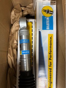 Bilstein FRONT STRUTS WITH 2-2.5 LIFT SUSPESION EASY INSTALL