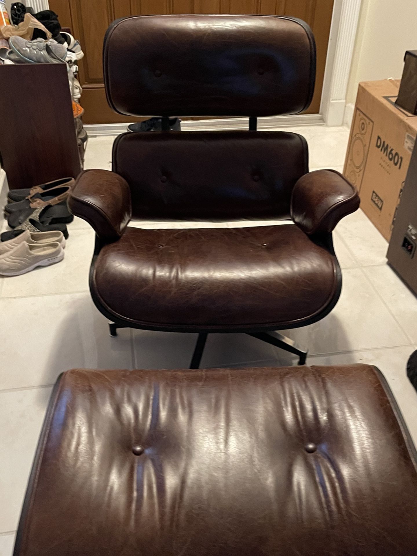 Vintage Eames Style Lounge Leather Chair