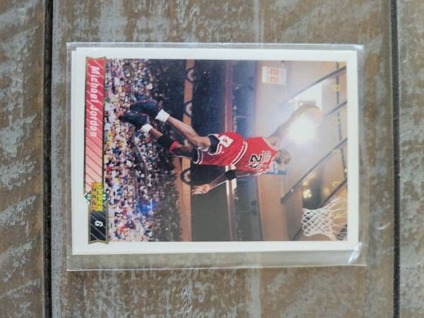 1992 UPPER DECK Michael Jordan HOF - MINT 1992 card #23