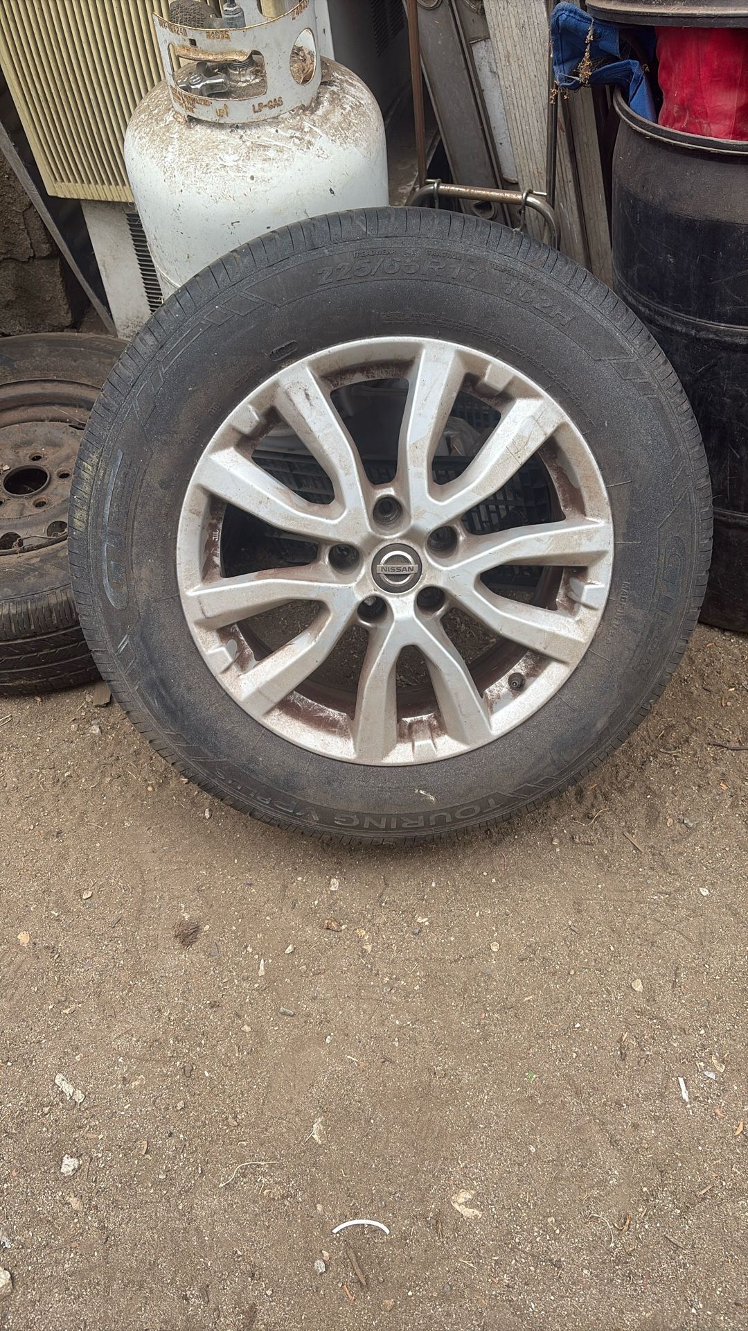 Nissan Pick Up   Wheel