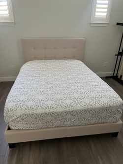 FULL SIZE BED