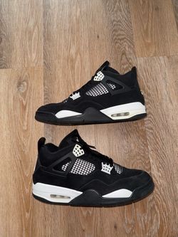 Air Jordan 4 White Thunder