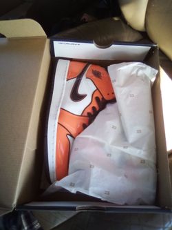 AIR JORDAN 1MID SE (GS)