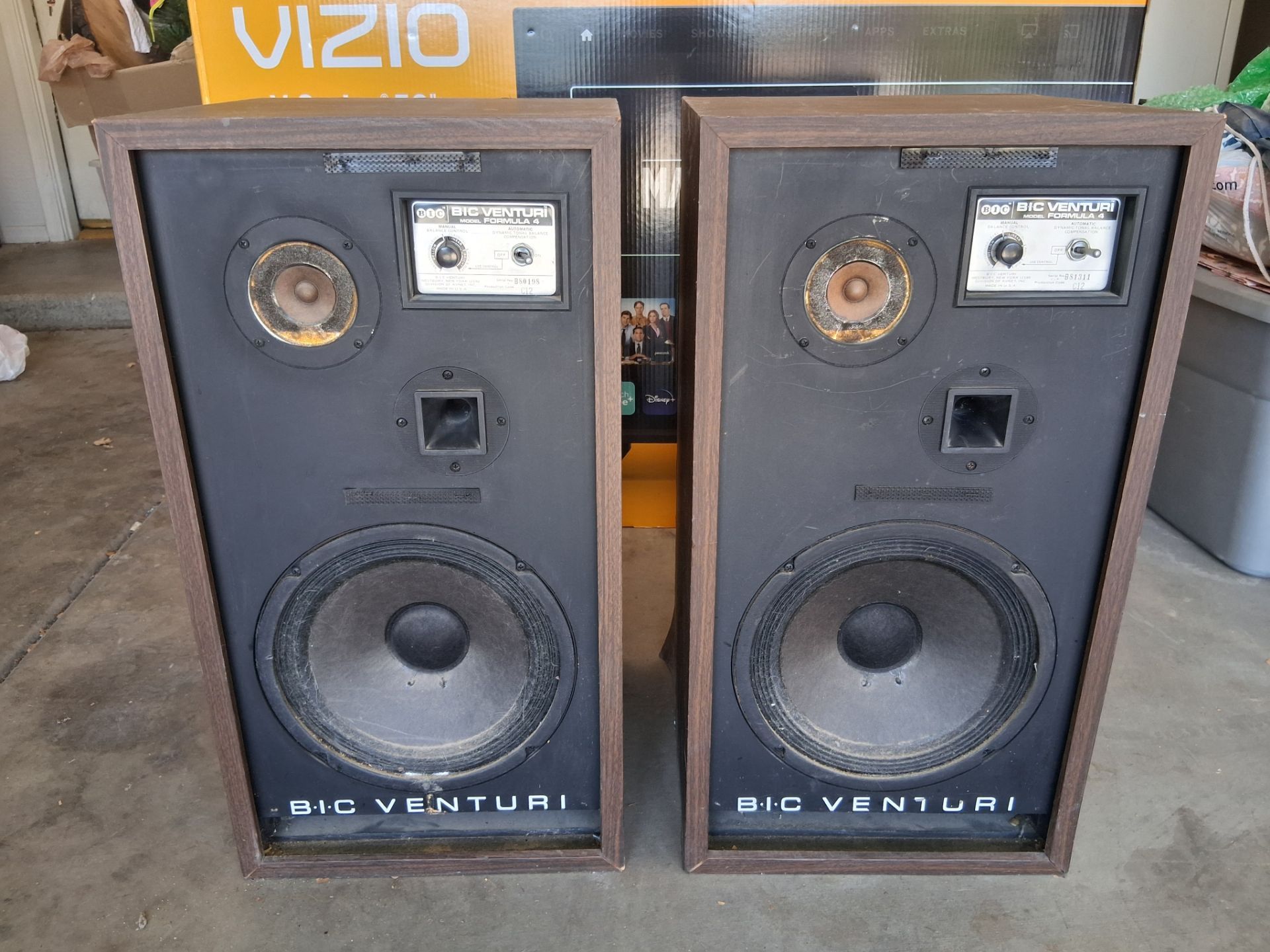 Vintage B.I.C. Venturi Formula 4 10" inch subwoofer speakers (work prefect!)