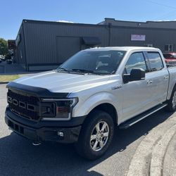 F150 Truck Xlt Super crew 