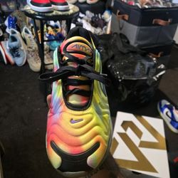 Nike Air Max 720 'Tie-Dye' Men's Size 10.5 Or Women's Size 12 Excellent Condition 
