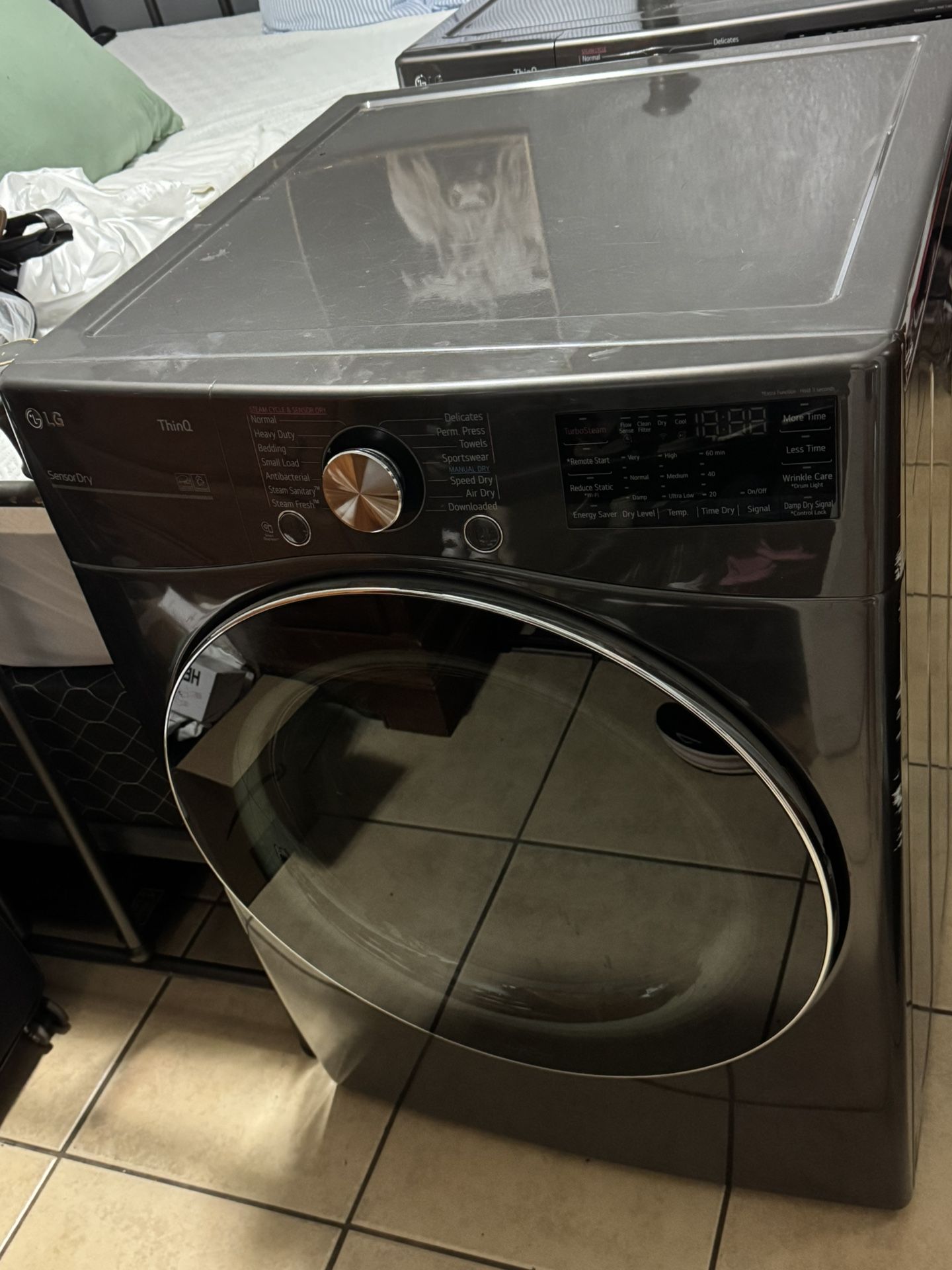 LG Electric Washer & Dryer