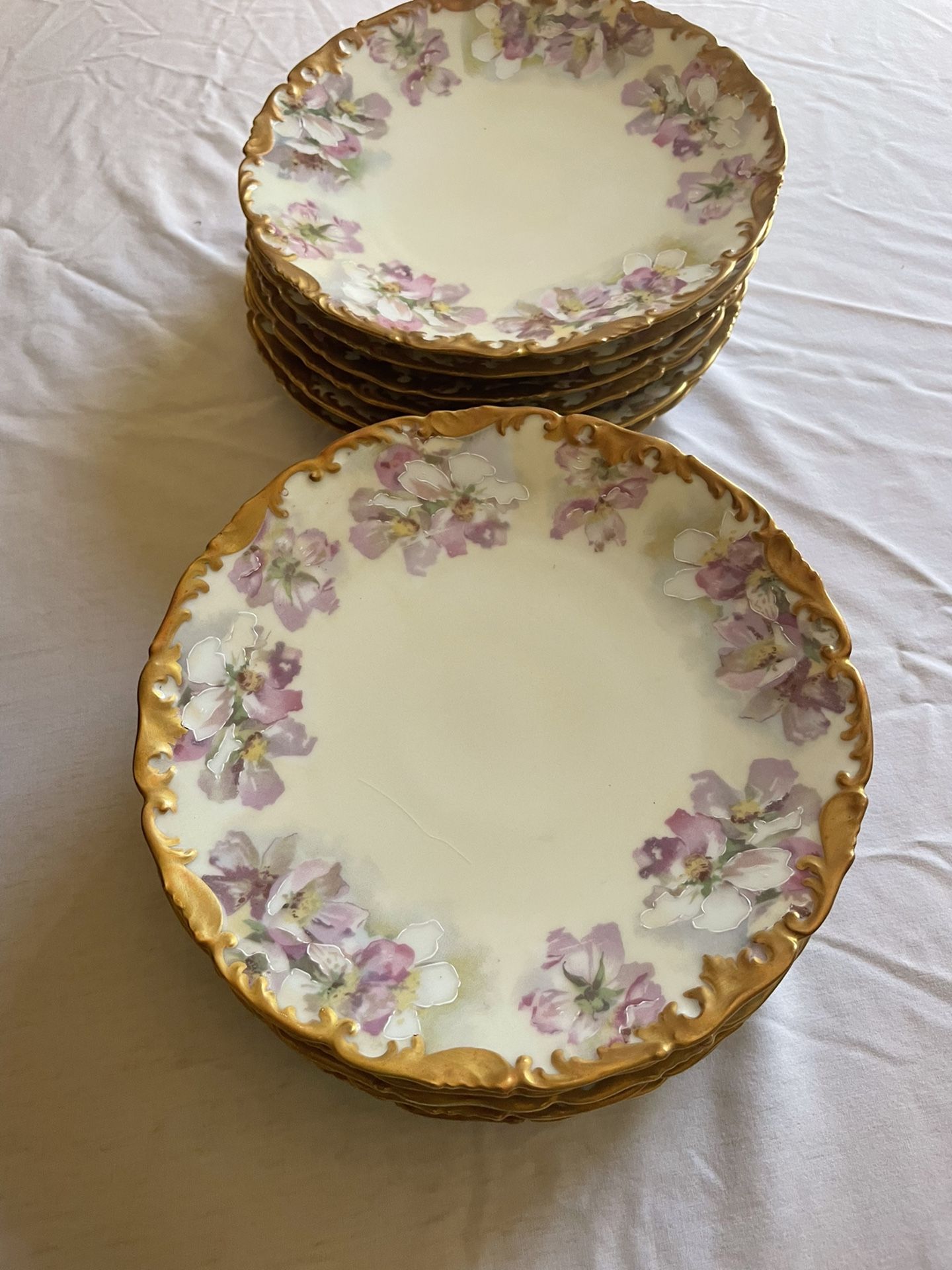 Fine China: 11 Hand Painted Tressemann & Vogt T & V Limoges Saucers
