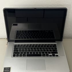 MacBook Pro 15” i7 (Mid 2012) – Works Great  