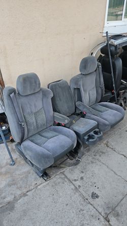 GM Nbs FRONT SEAT AVAILABLE 2006