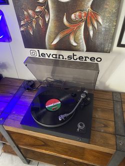 Insignia Bluetooth Stereo Turntable NS-BTST21 in Original Box — Excellent Condition + New Belt & Stylus! 🔥