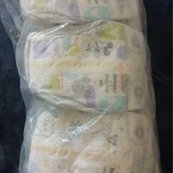 30 Huggies Baby Diapers Sz 1