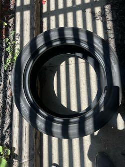(1) Vantage Touring 215/55R17 215 55 17 tire