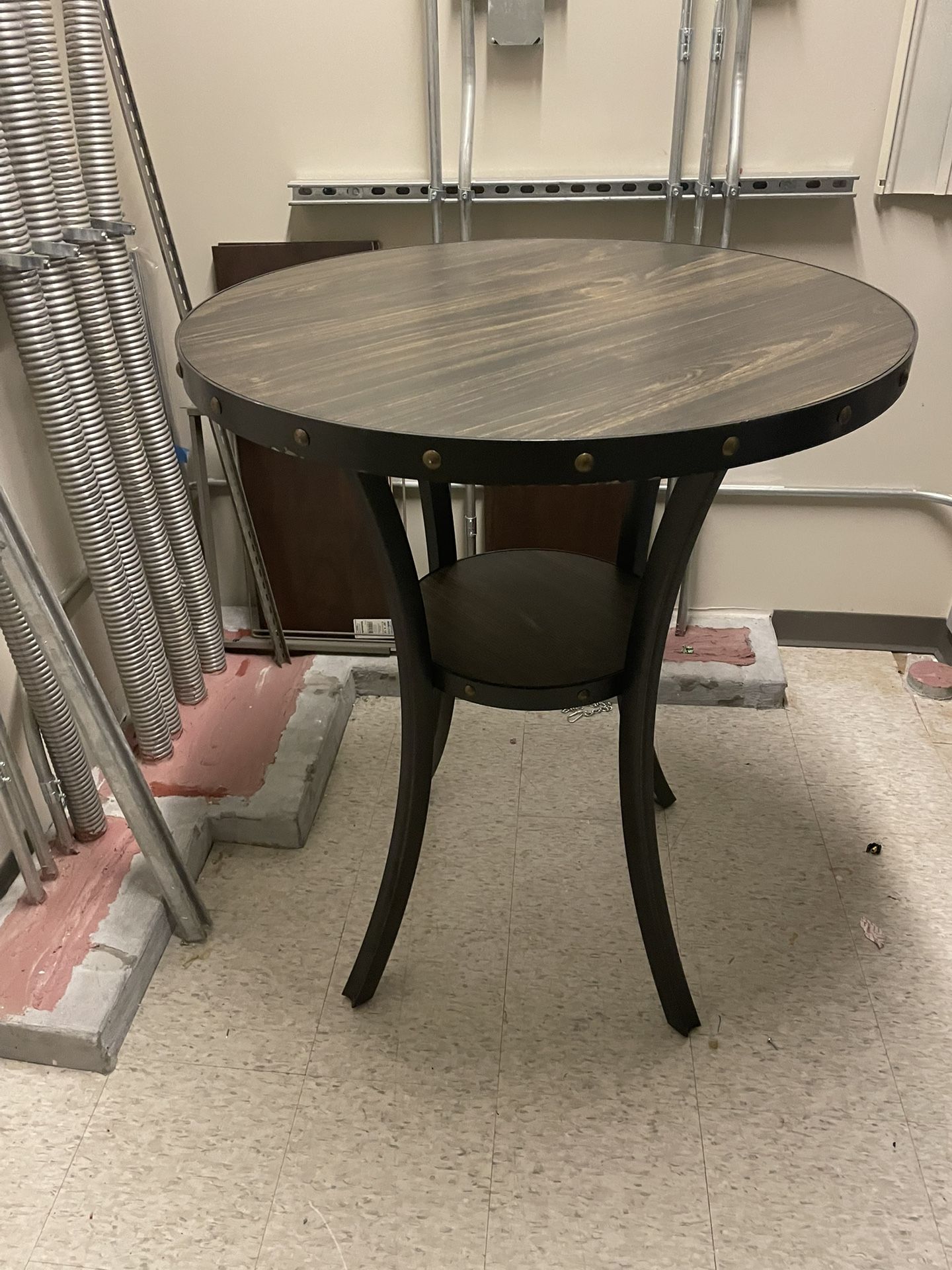 Bar Table Top 5” Tall