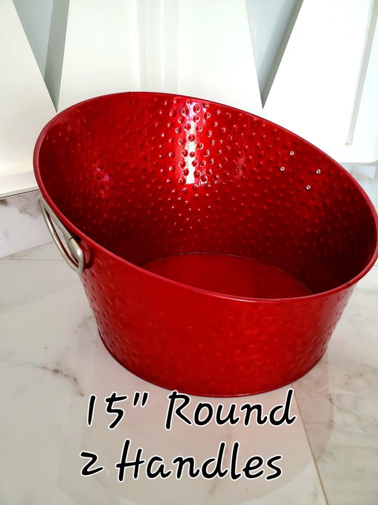 Red Metal Vibrant Bowl