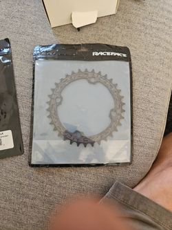 Raceface 104x 34 Narrow Wide