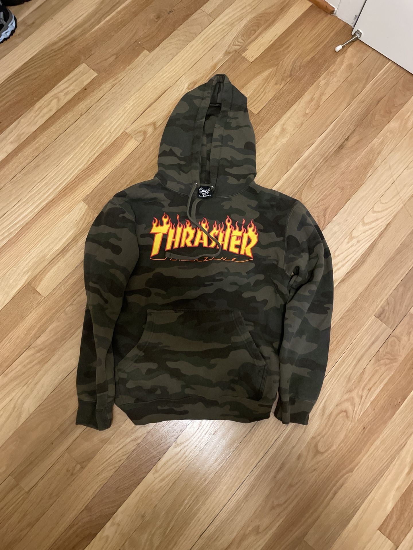 Mens Thrasher Hoodie Size Small